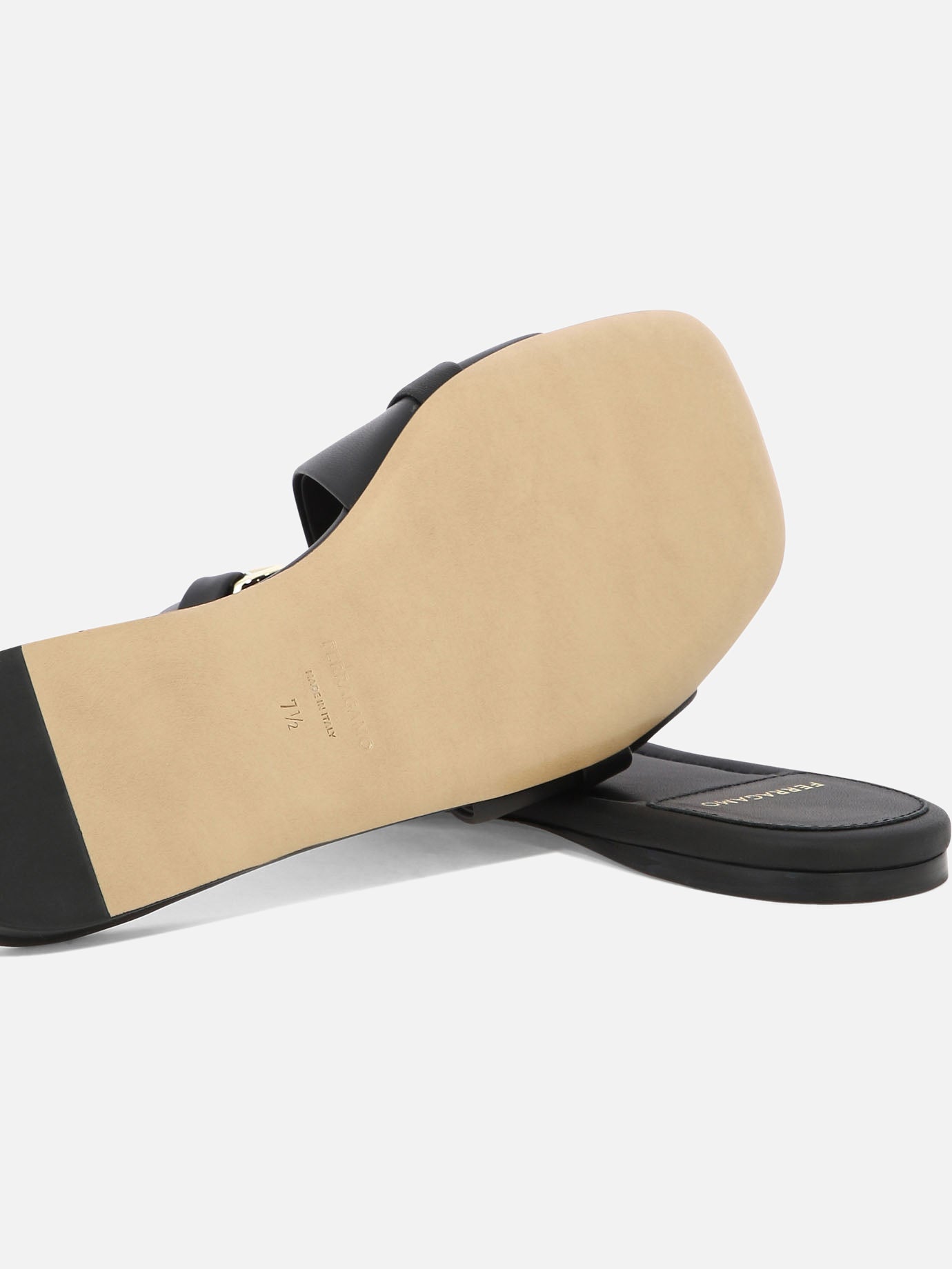 Flat sandals 0769636  Black - Ferragamo Women | PDP | VIETTI Online Store | thumbnail_5