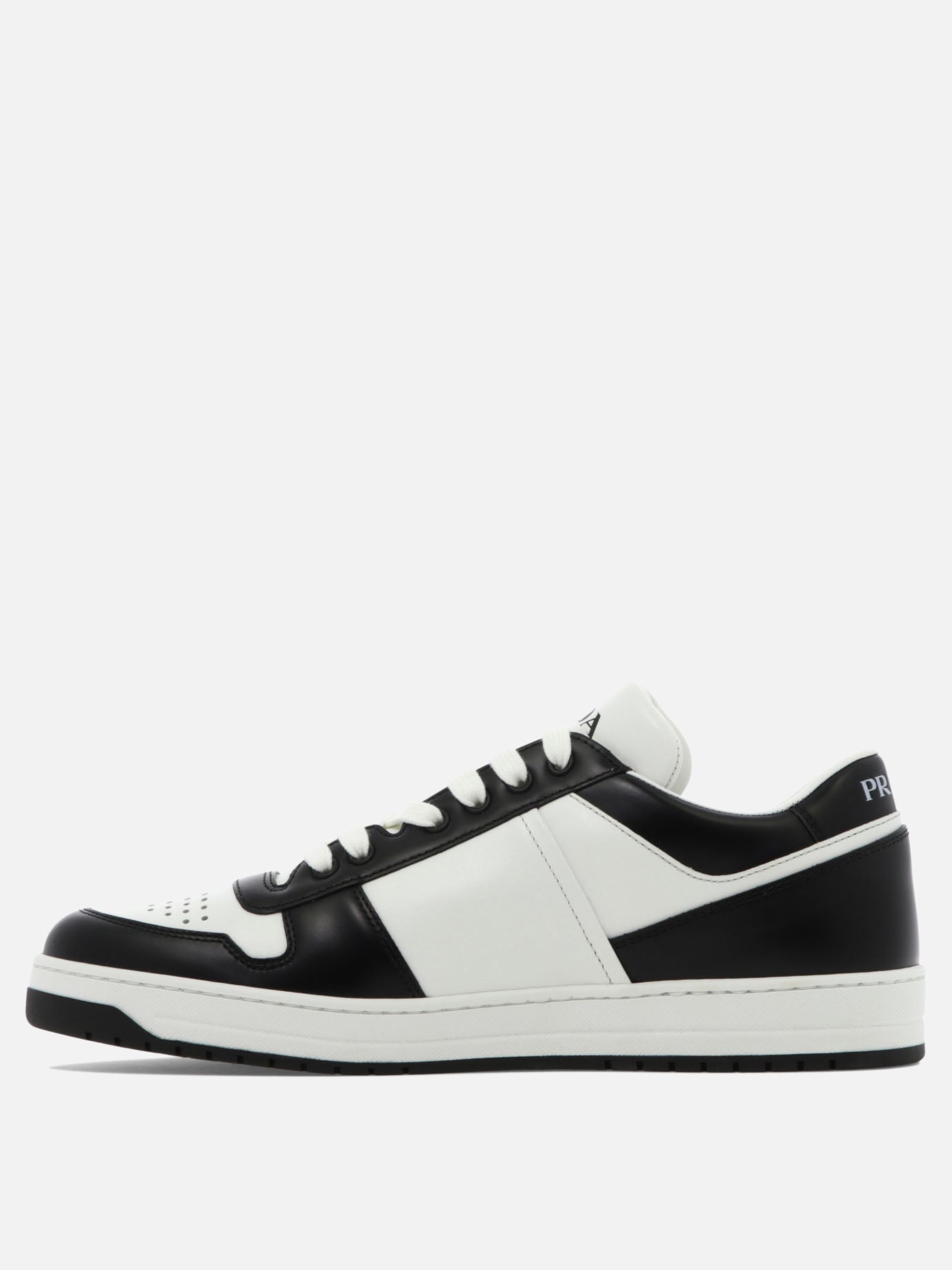Low top sneakers 100% calf leather - 100% rubber  White - Prada Men | PDP | VIETTI Online Store | thumbnail_3