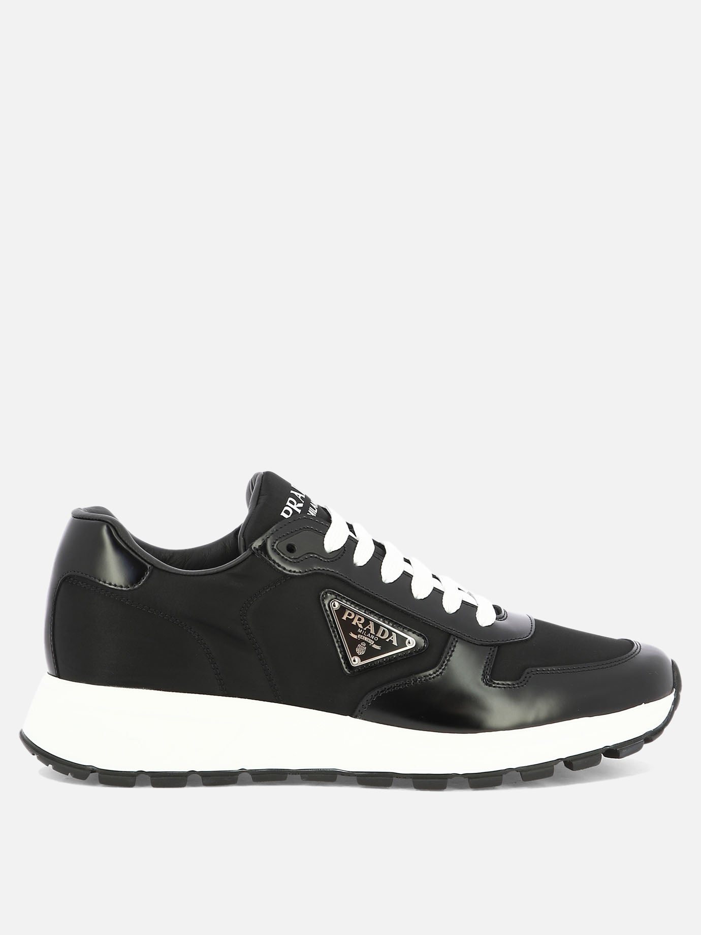 Low top sneakers 100% recycled nylon - 100% rubber  Black - Prada Men | PDP | VIETTI Online Store | thumbnail