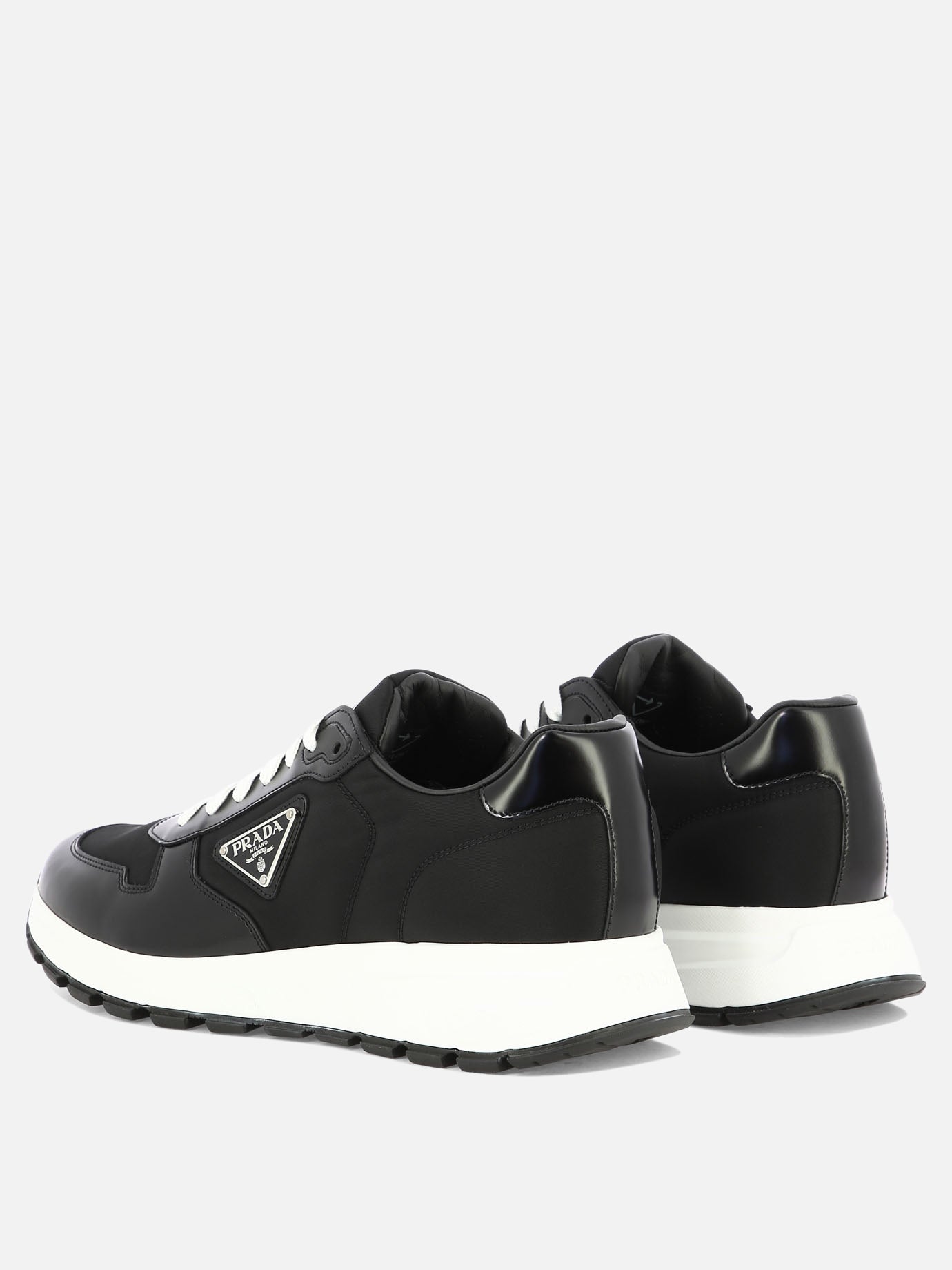 Low top sneakers 100% recycled nylon - 100% rubber  Black - Prada Men | PDP | VIETTI Online Store | Zoom-Modal_4
