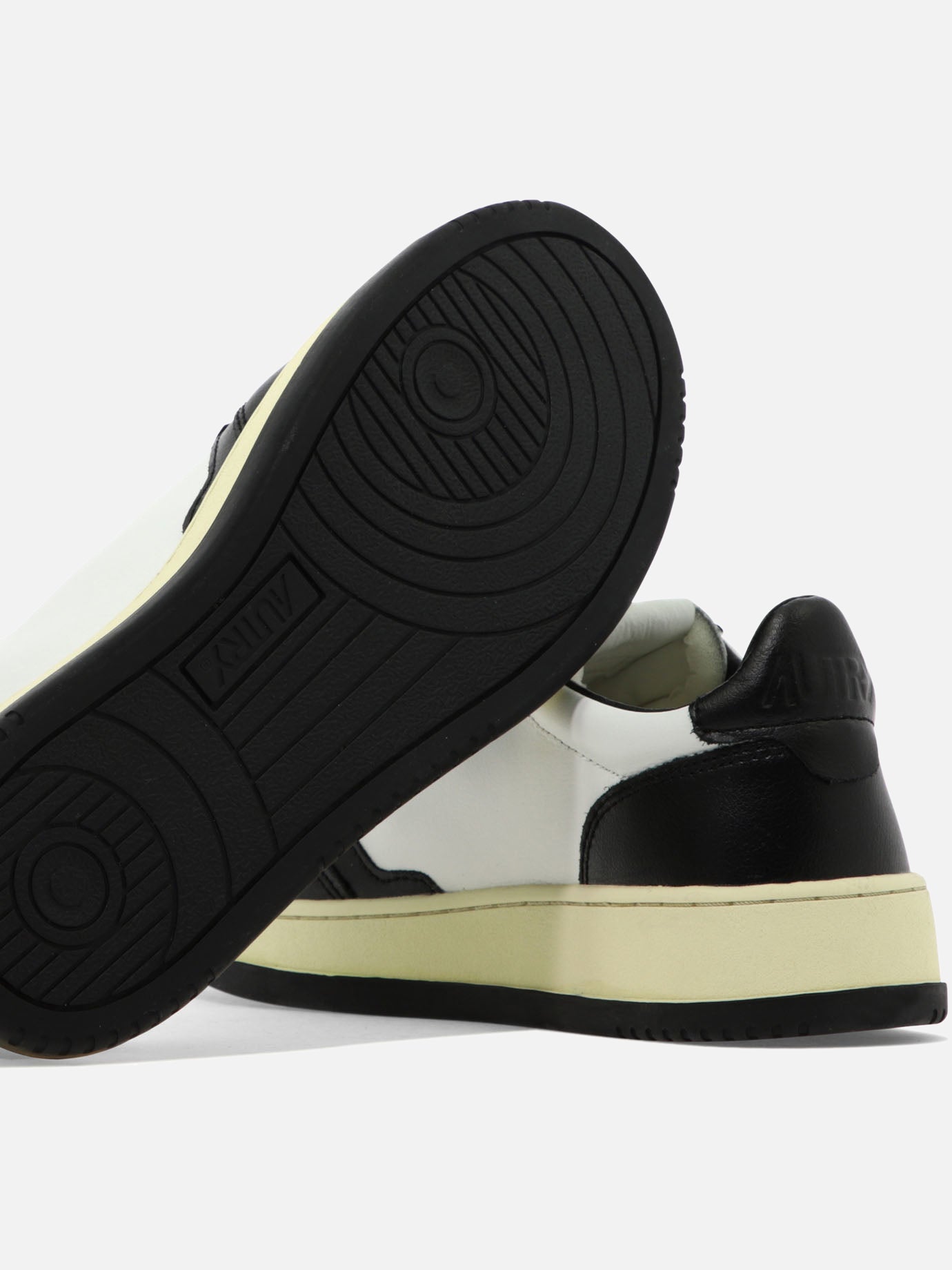 Low top sneakers 100% cow leather - 100% rubber  Black - Autry Men | PDP | VIETTI Online Store | Zoom-Modal_5
