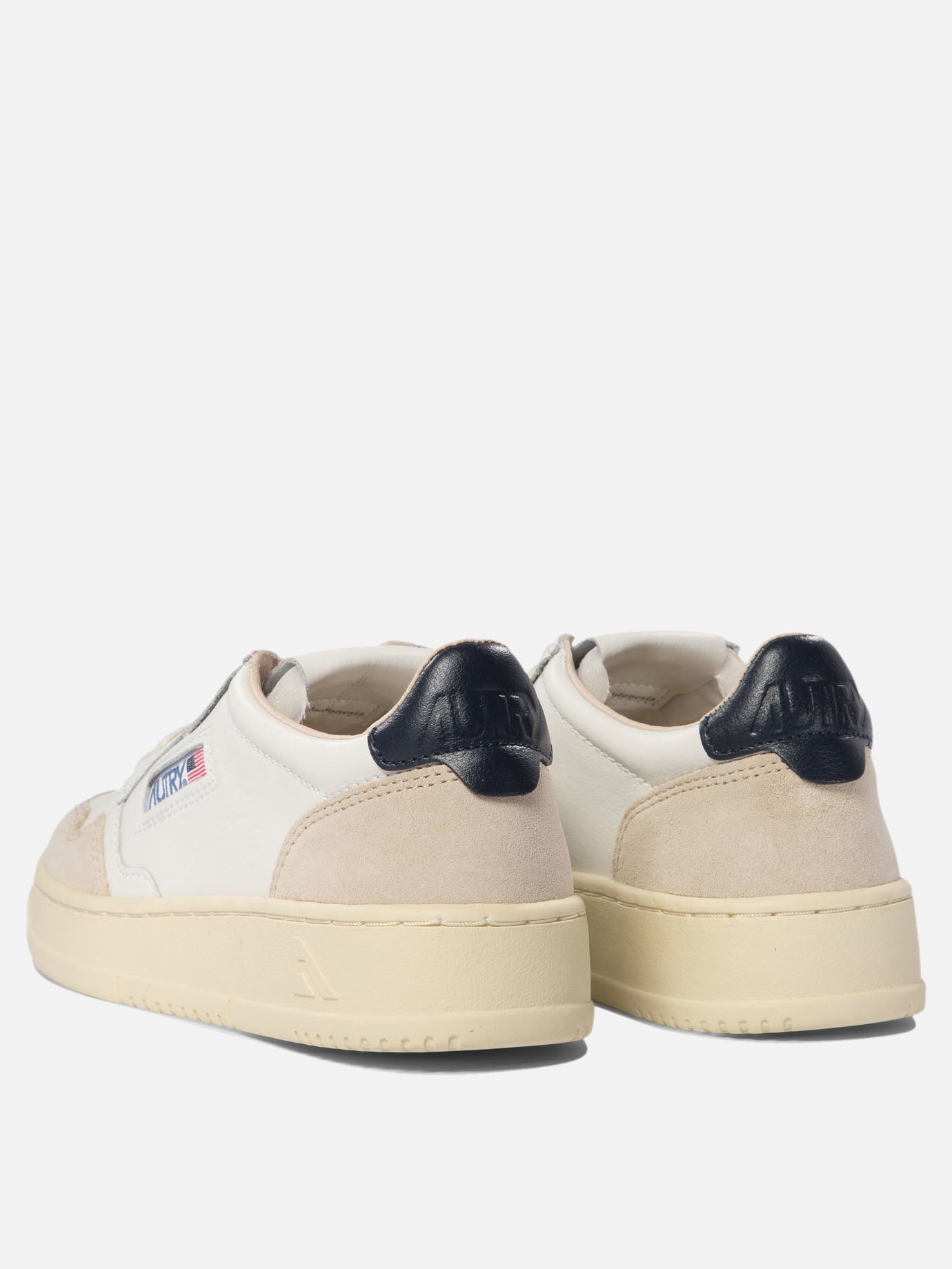 Low top sneakers 70% leather 20% suede 10% nylon - 100% rubber  White - Autry Women | PDP | VIETTI Online Store | Zoom-Modal_4
