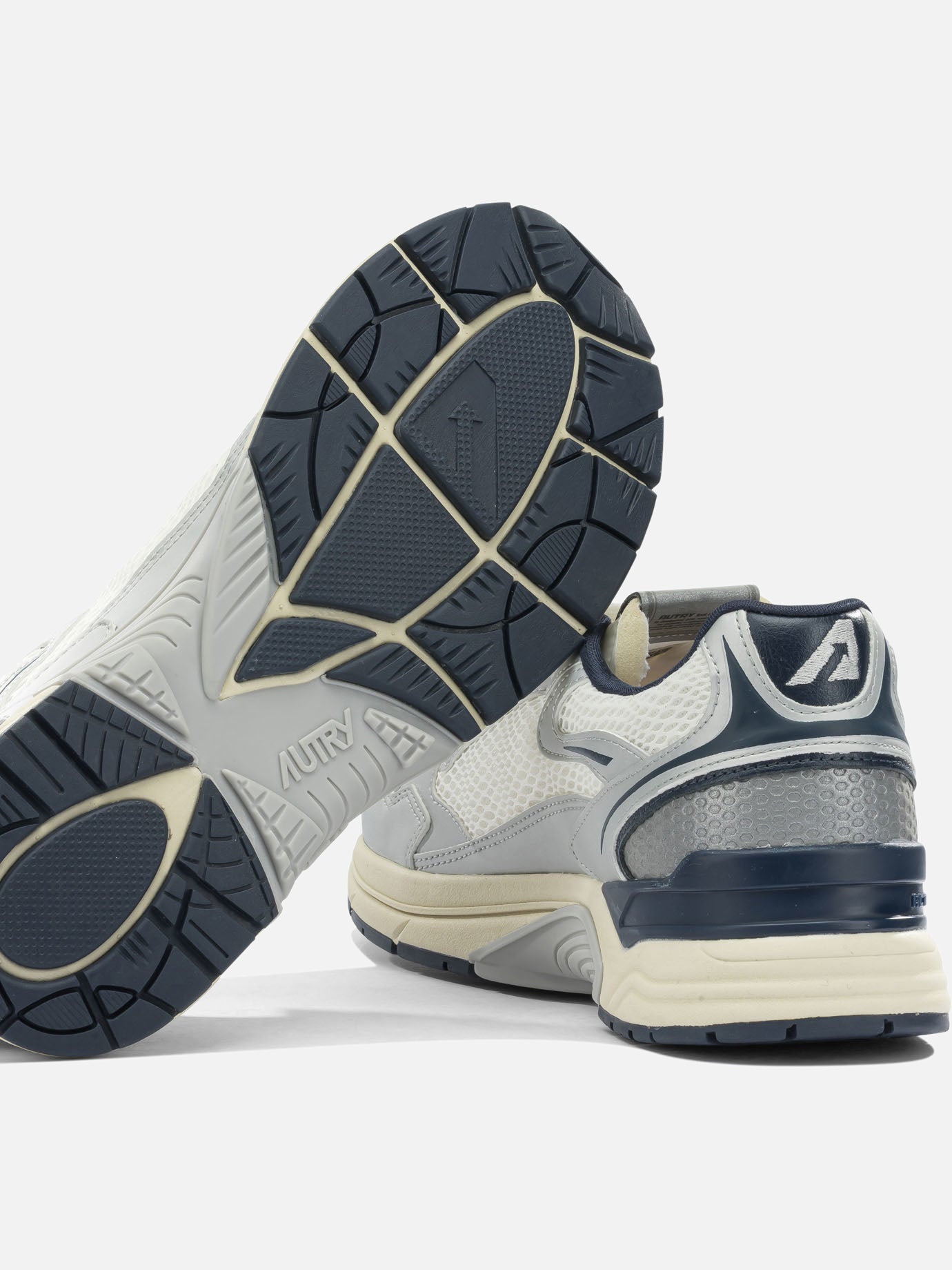 Low top sneakers 50% leather 50% mesh - 100% rubber  Silver - Autry Men | PDP | VIETTI Online Store | thumbnail_5