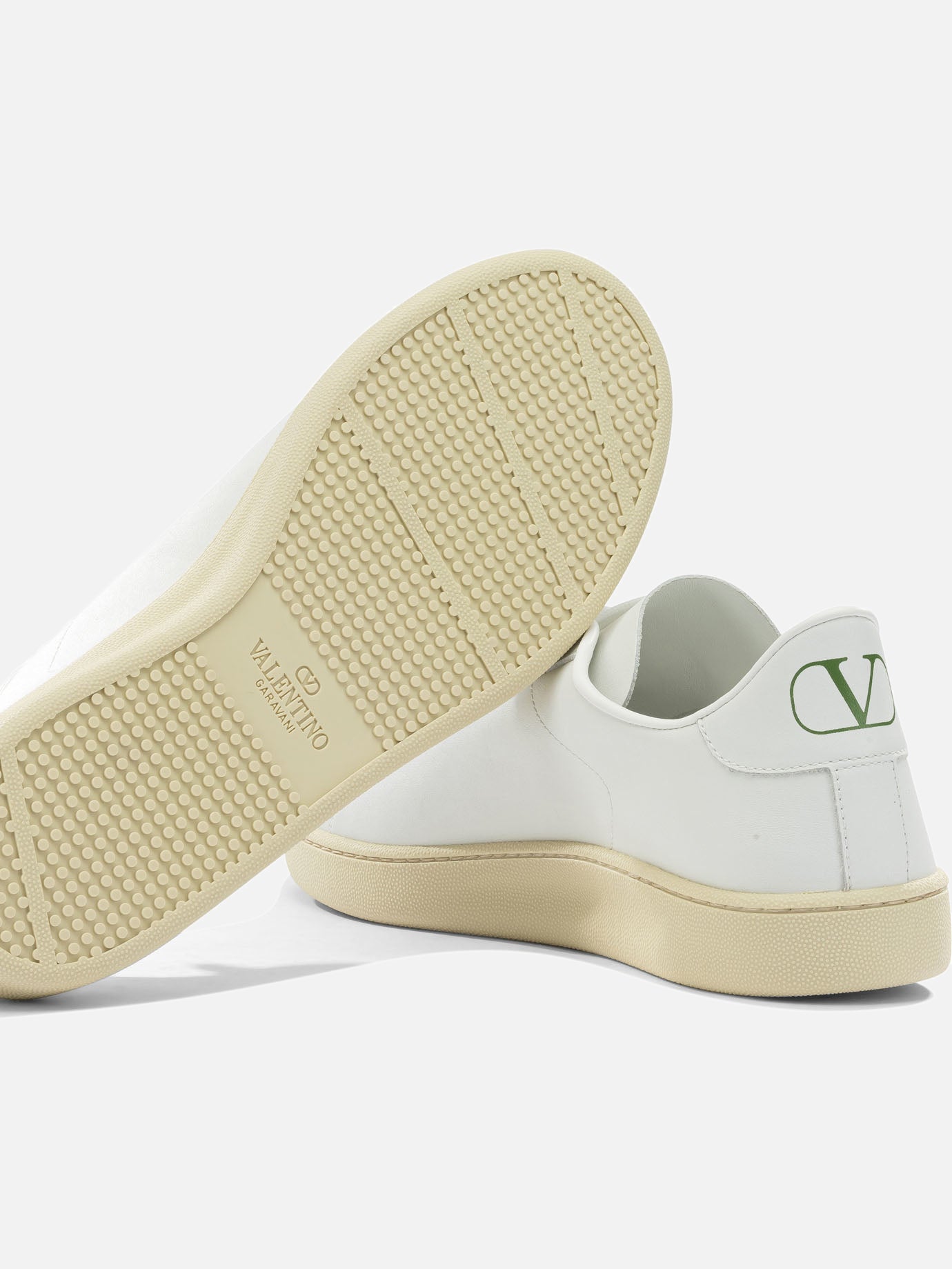 Low top sneakers 100% calf leather - 100% rubber  White - Valentino Garavani Men | PDP | VIETTI Online Store | thumbnail_5