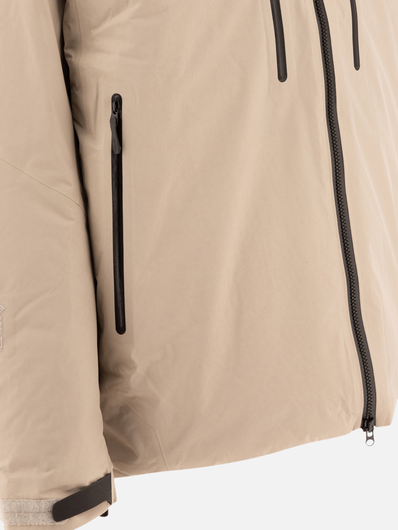 Arc'teryx "Beta Down Insulated" jacket Beige