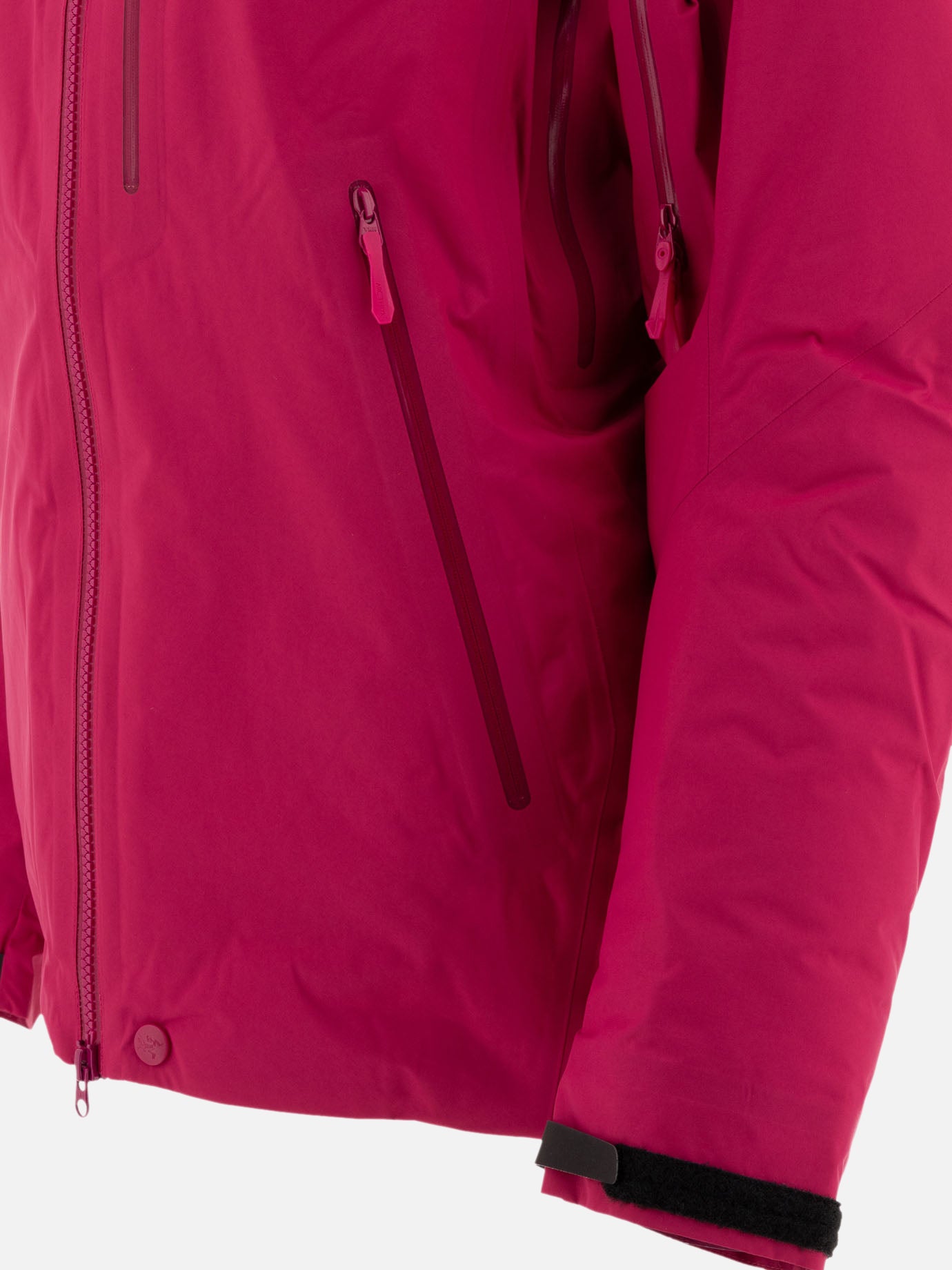 Arc'teryx "Beta Insulated" jacket Fuchsia