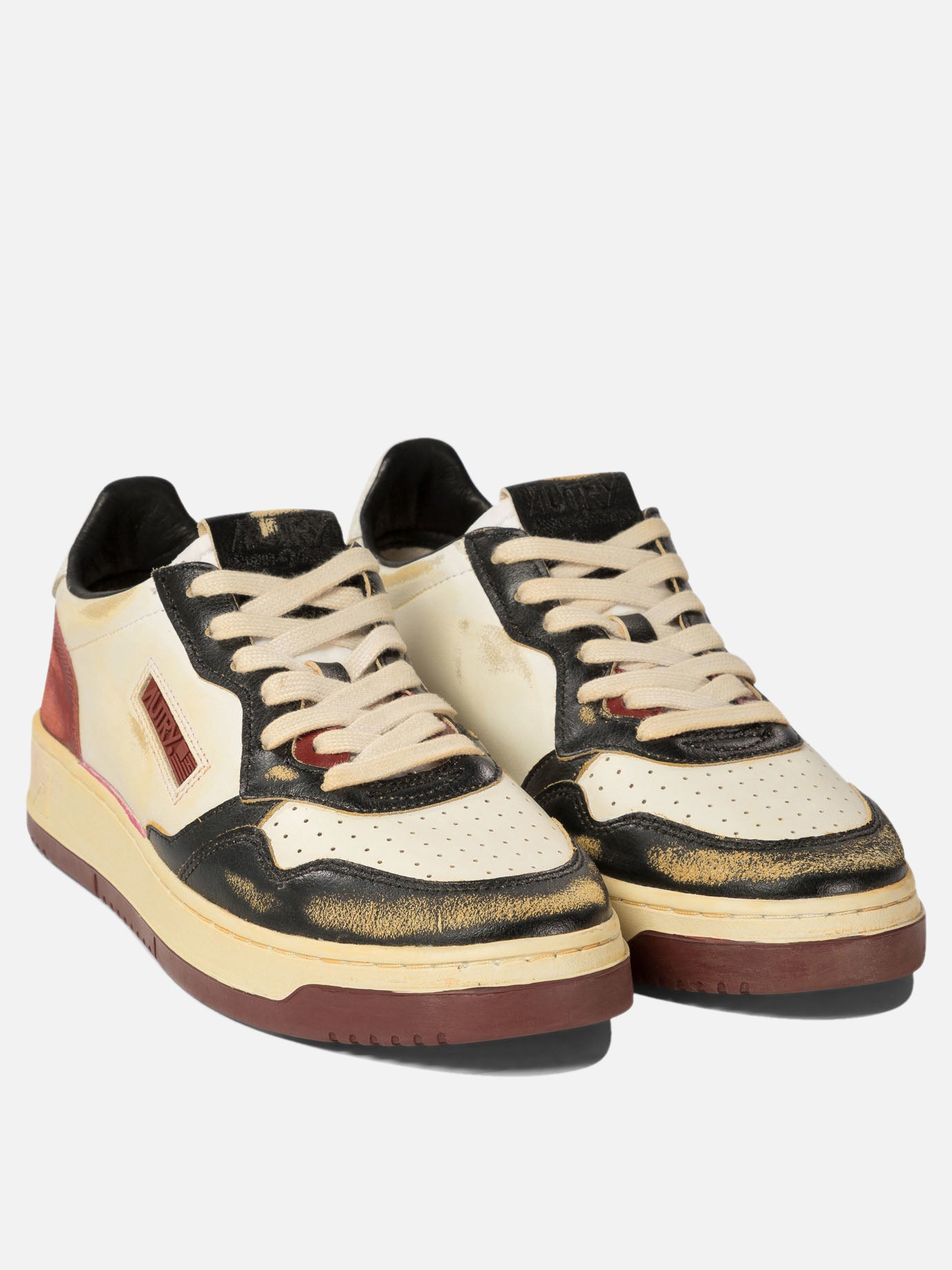 "Super Vintage" sneakers