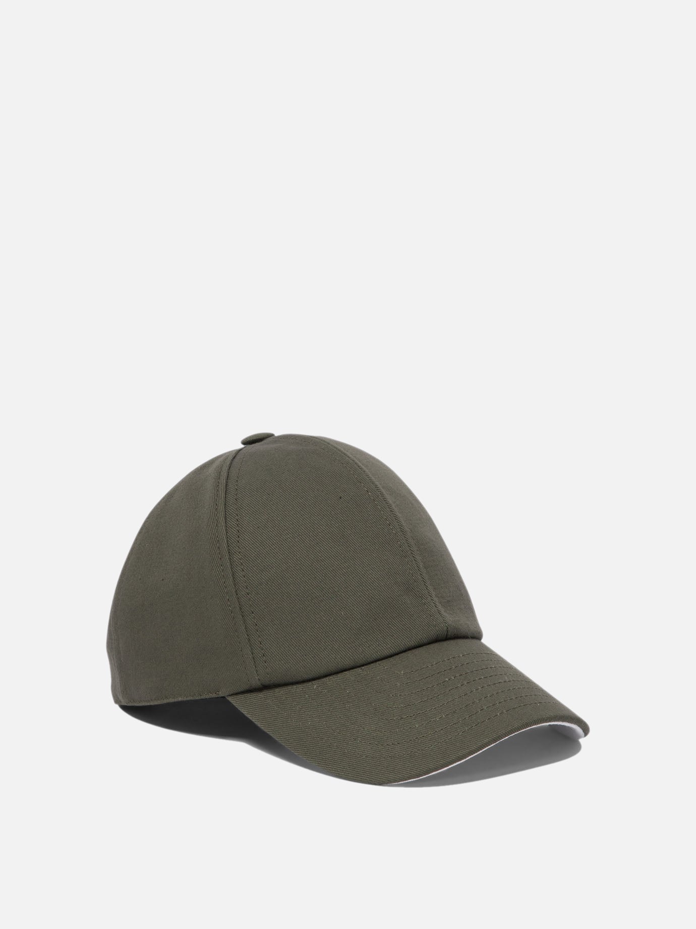 "Signature AC" cap