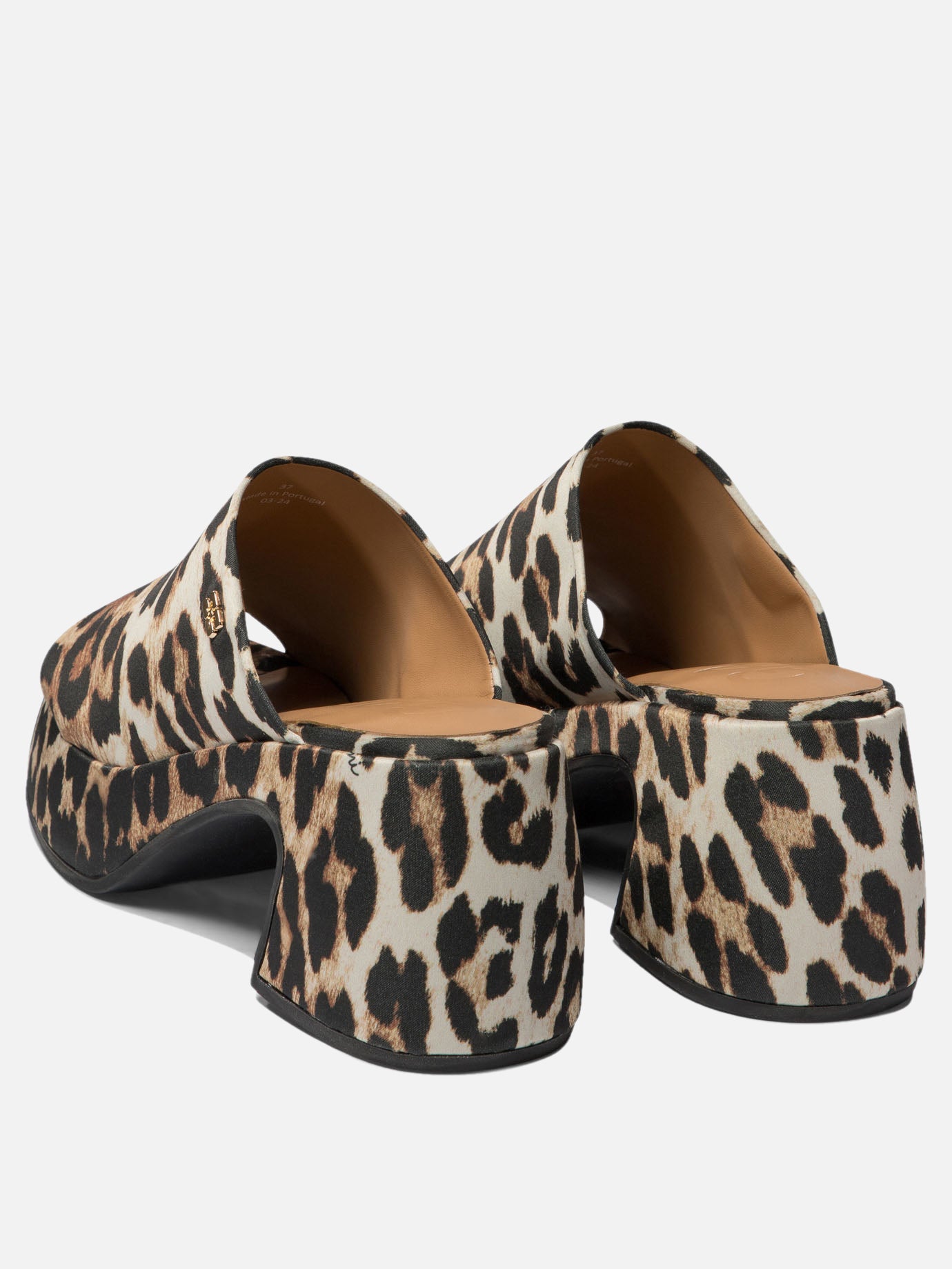 Leopard sandals