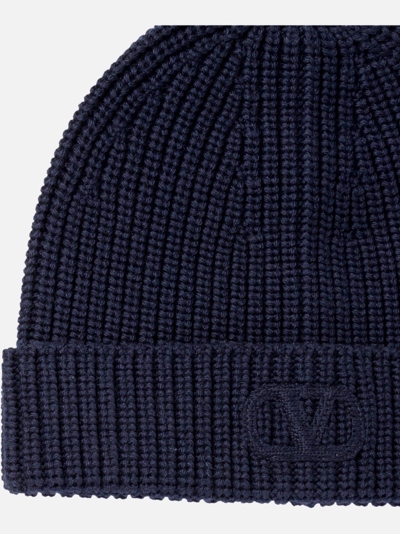 "V Logo Signature" beanie