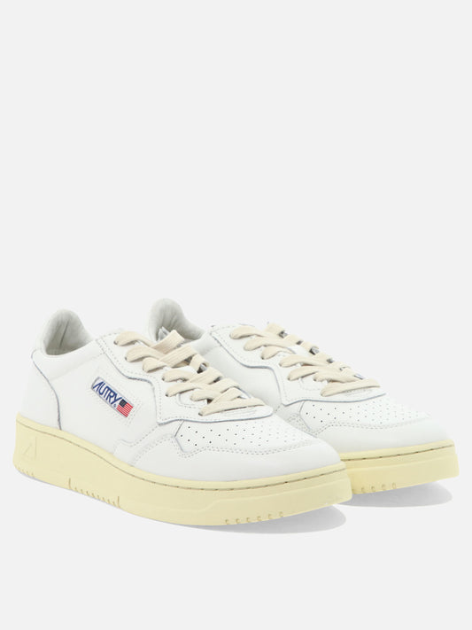 Low top sneakers 100% cow leather - 100% rubber  White - Autry Men | VIETTI Online Store | 2
