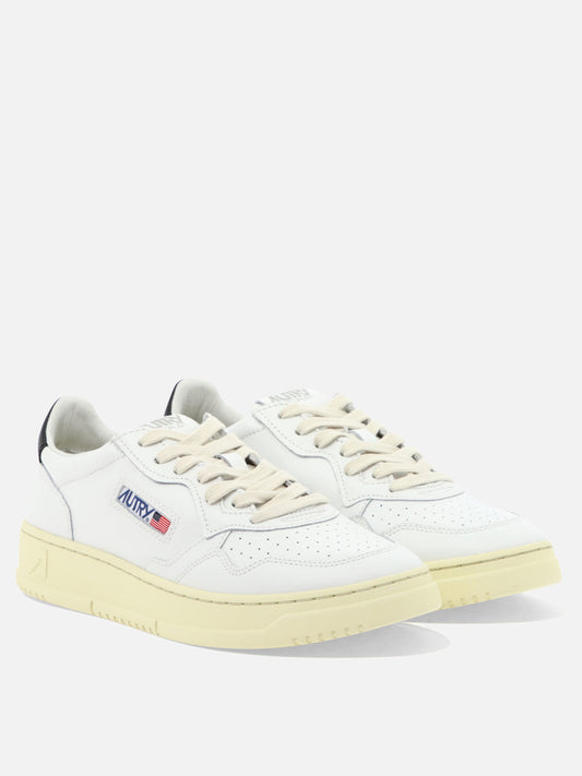 Low top sneakers 100% cow leather - 100% rubber  White - Autry Men | VIETTI Online Store | 2
