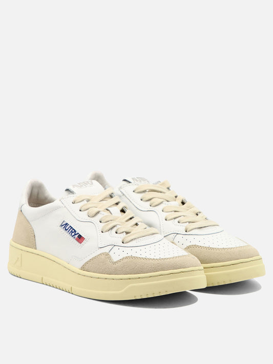 Low top sneakers 100% cow leather - 100% rubber  White - Autry Men | VIETTI Online Store | 2

