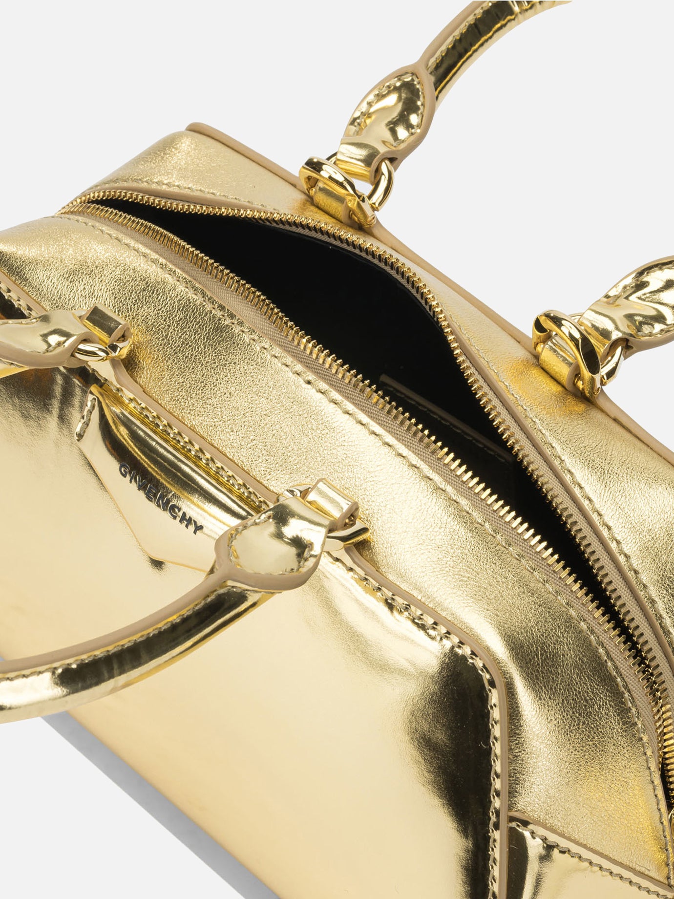Small bags 100% leather  Gold - Givenchy Women | PDP | VIETTI Online Store | Zoom-Modal_5
