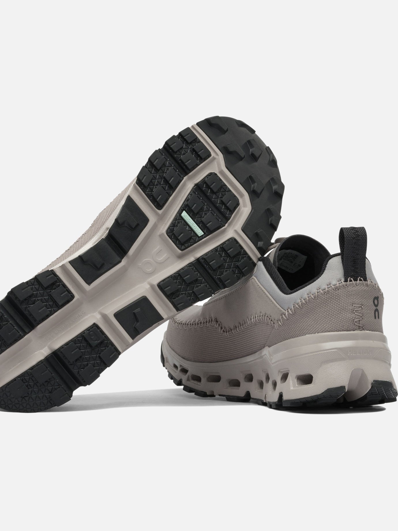 Low top sneakers 100% recycled polyester - 100% rubber  Grey - On Running Men | PDP | VIETTI Online Store | Zoom-Modal_5
