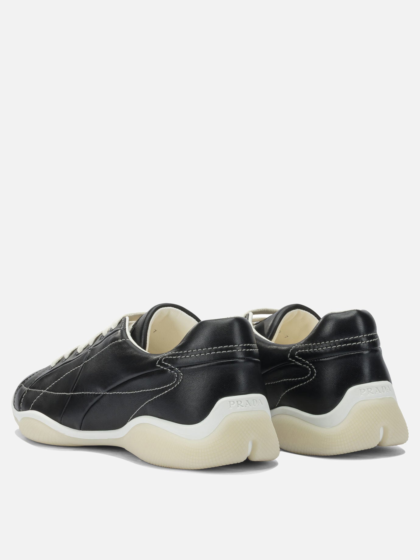 Low top sneakers 100% lamb leather - 100% rubber  Black - Prada Men | PDP | VIETTI Online Store | Zoom-Modal_4
